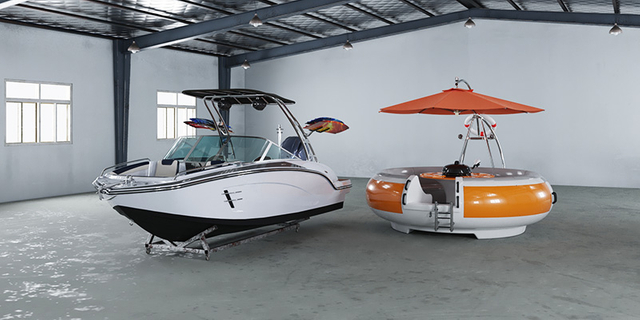 área de exibição de barco personalizada para compradores de barcos RIB e barcos de pesca